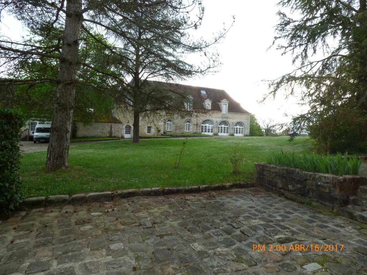 Chateau De Montrame Soisy-Bouy Luaran gambar