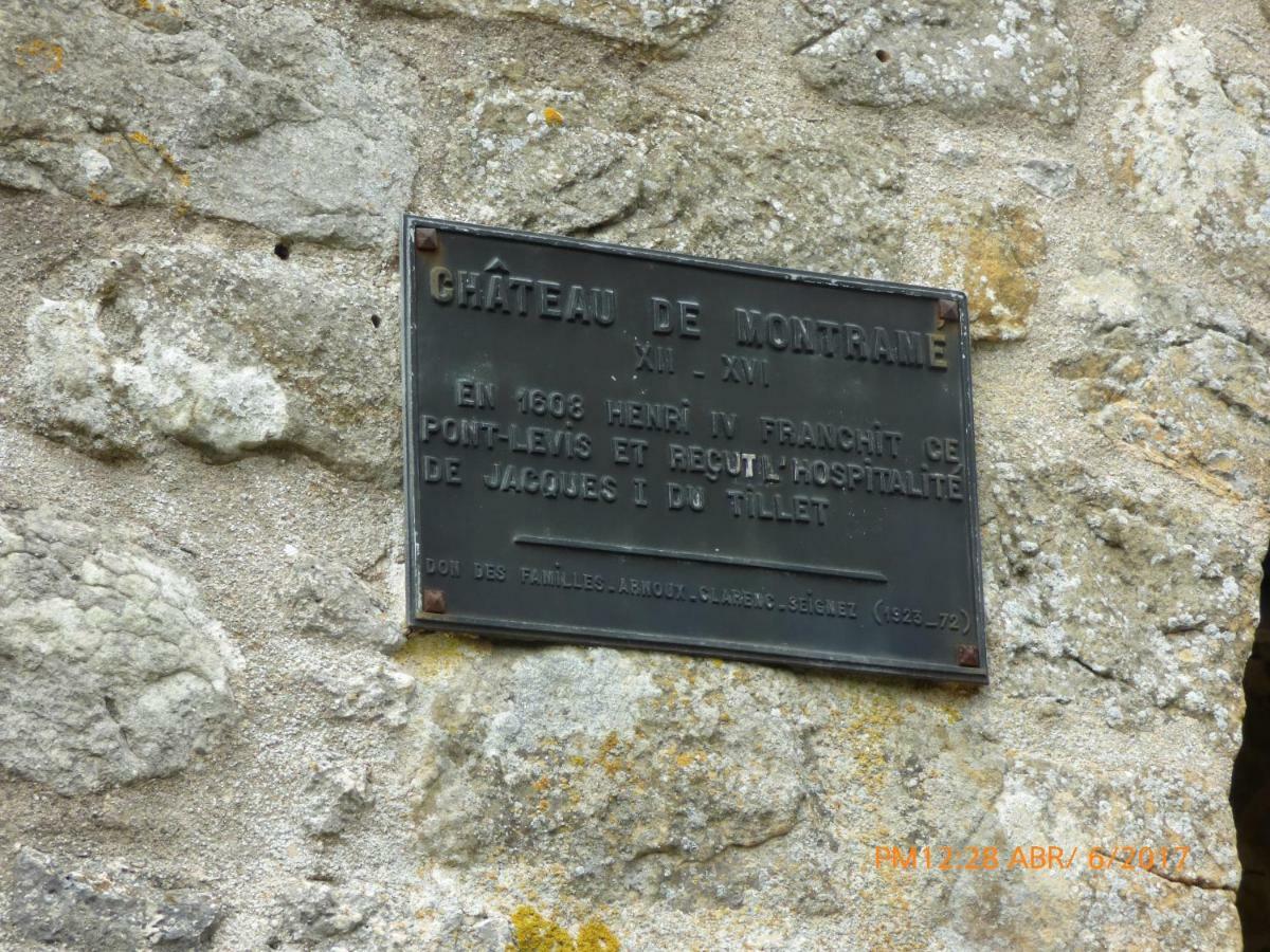 Chateau De Montrame Soisy-Bouy Luaran gambar
