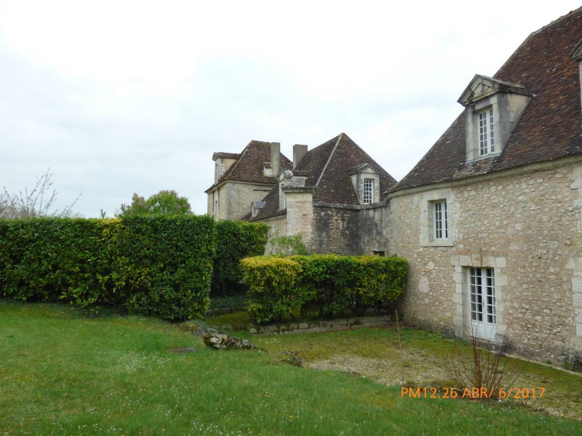 Chateau De Montrame Soisy-Bouy Luaran gambar